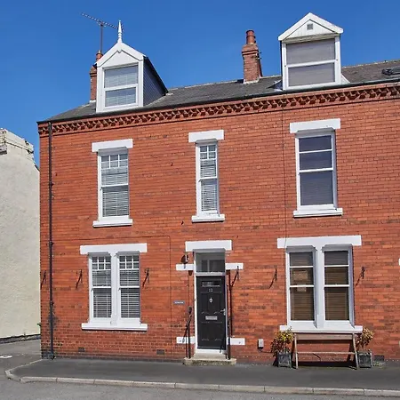 Host & - Simba House Holiday home Saltburn-by-the-Sea
